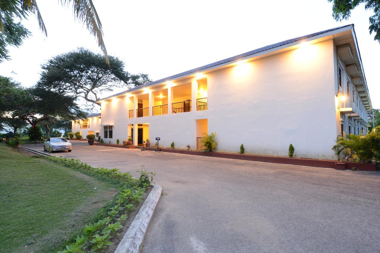 Sakura Inn Bagan Extérieur photo